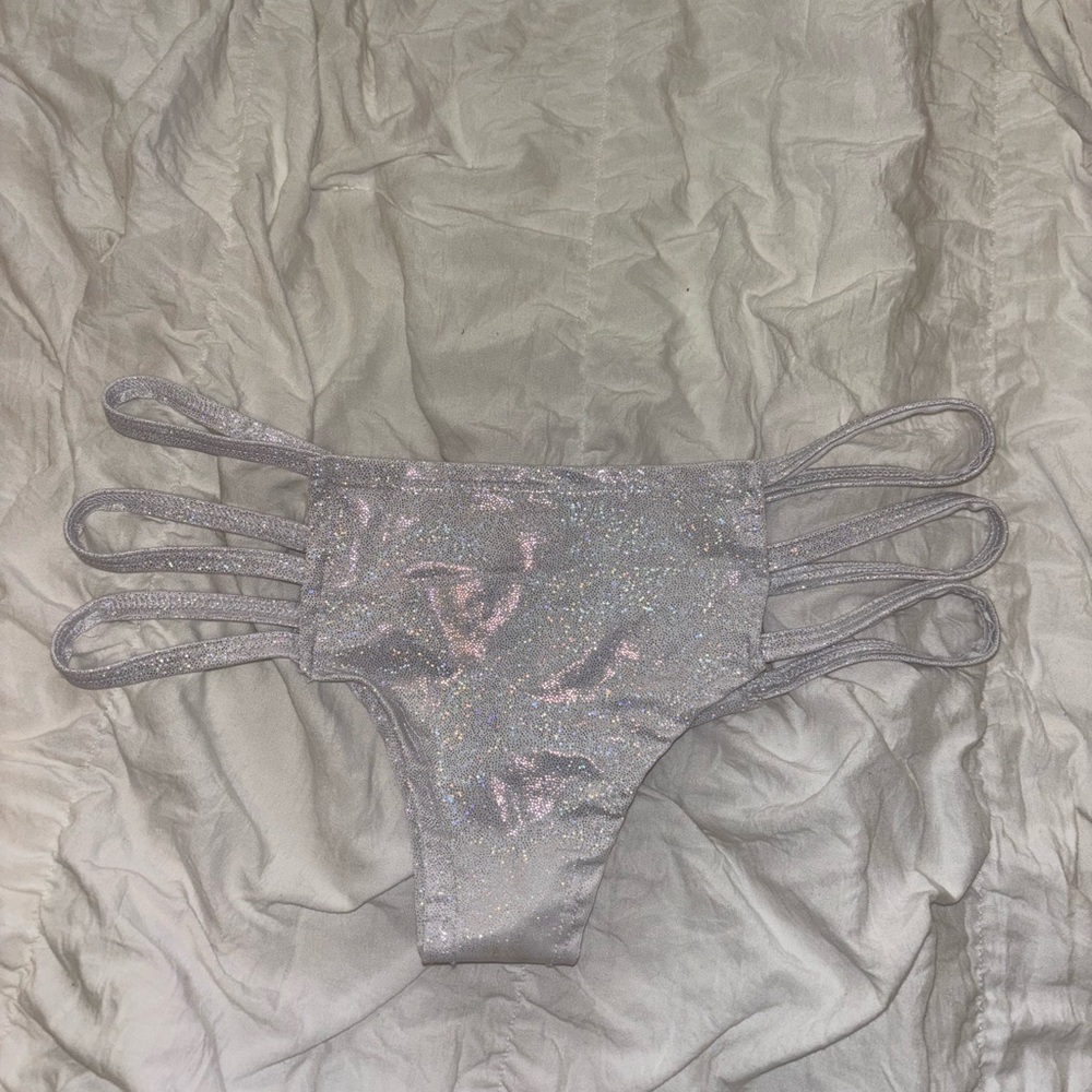 Sparkly Silver Rave Bottom - Picture 2 of 2